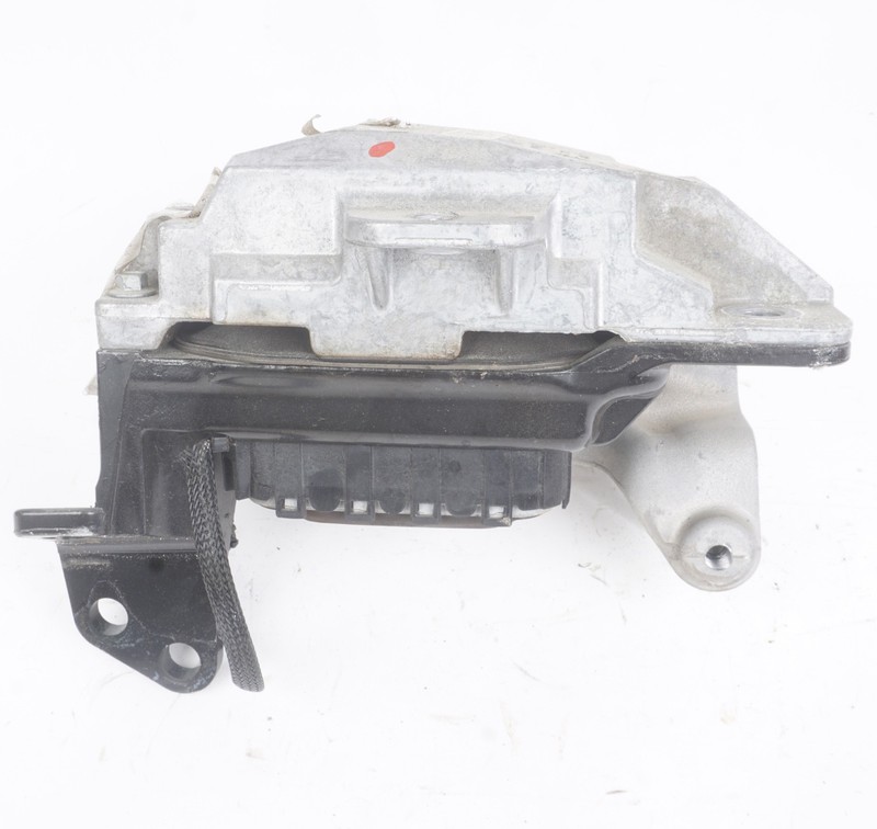 2017 - 2020 Lincoln Continental Front Left Driver Transmission Support Bracket