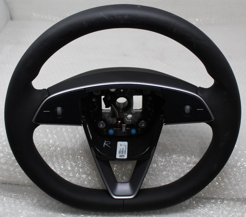 OEM 2024-2025Tesla Model 3 Highland Steering Wheel 1735339-00-F GENUINE / NOTE
