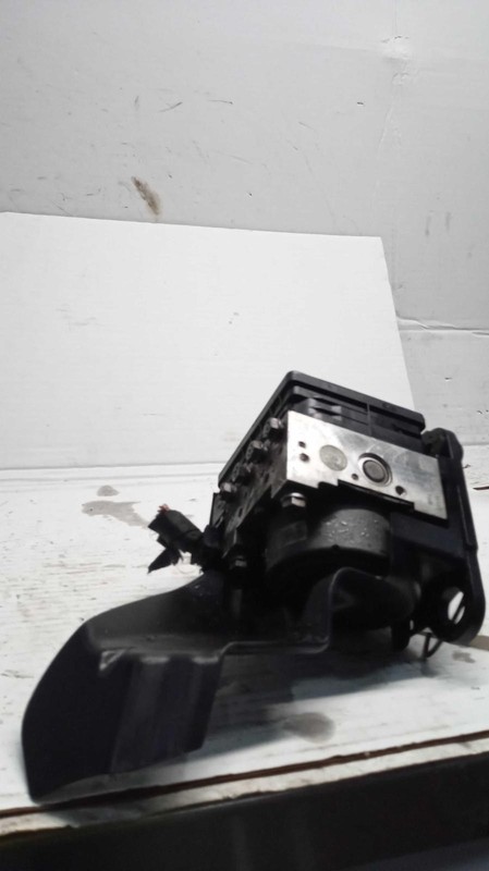 2015 AUDI A3 ABS Pump & Motor Assembly 5Q0614517KBEF OEM Used 139K Miles