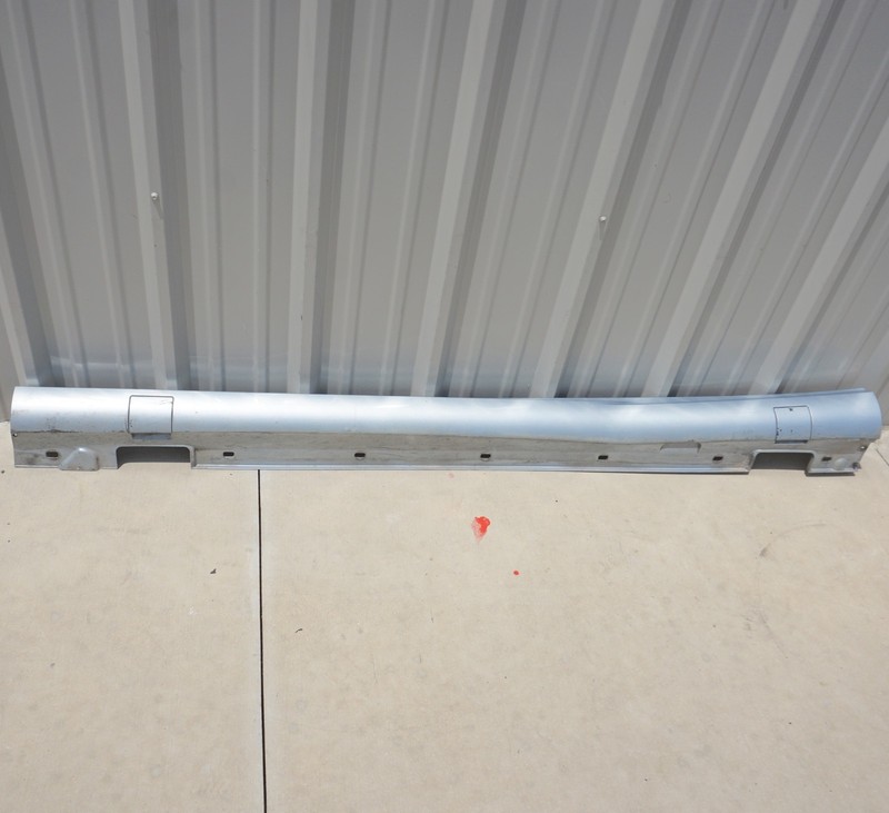11-16 Mercedes W212 E350 Left Driver Side Skirt Rocker Molding Panel Silver OEM