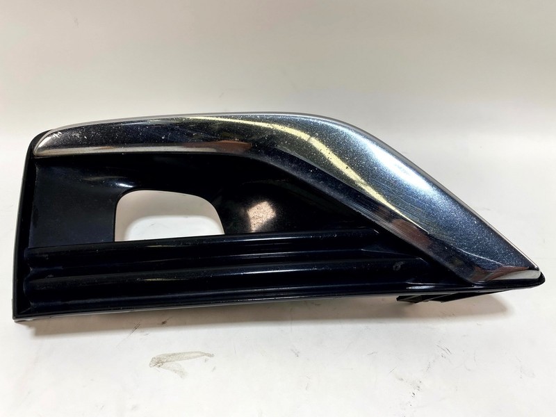17-23 INFINITI Q50 FRONT LEFT LH DRIVER SIDE BUMPER LOWER FOG LIGHT BEZEL OEM