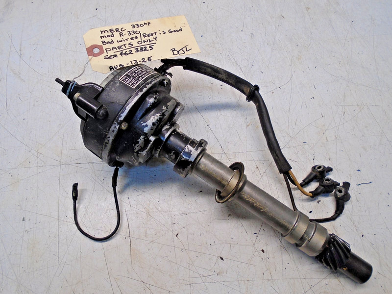 WA5 Mercruiser V8 Distributor 47493A12 - Parts Only