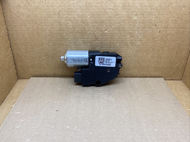 2014-2022 Jeep Cherokee Sun Roof Sunroof Motor OEM 2923225F08