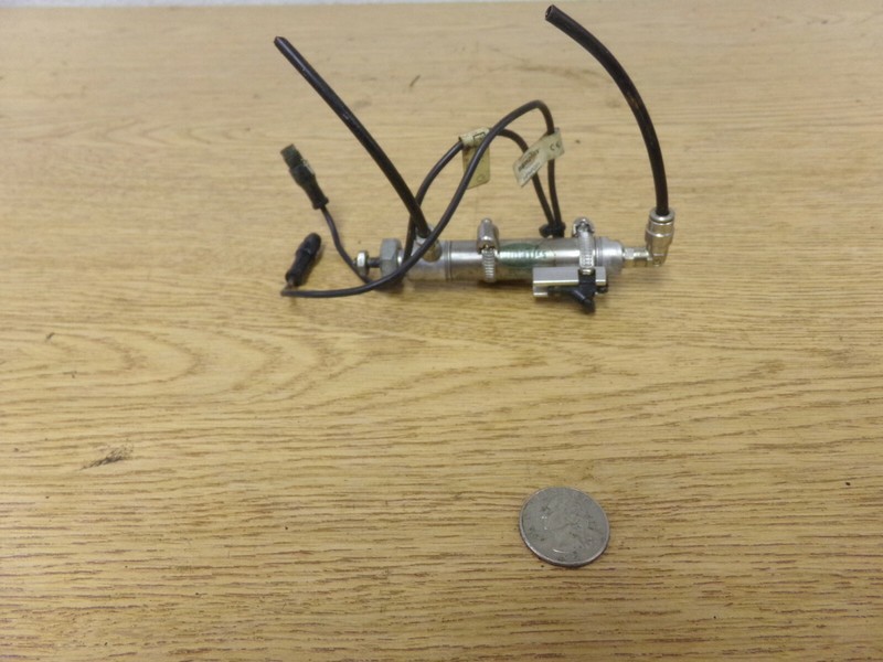 Numatics 0563D01-01A-03 with 2 Numatic Wires HPNPQ31 UH-633998-1 *FREE SHIPPING*