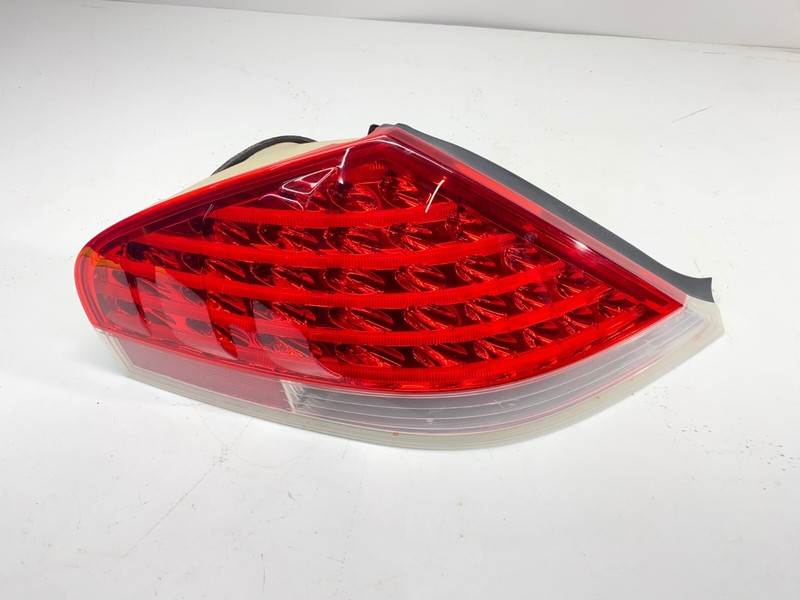 04-07 BMW E63 E64 645 650 M6 Rear Left Driver Taillight Brake Lamp Assembly OEM✅