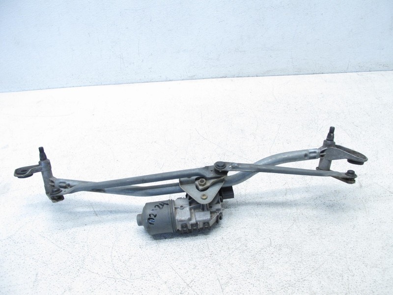 03-09 AUDI B6 A4 S4 RS4 CONVERTIBLE FRONT WINDSHIELD WIPER LINKAGE MOTOR OEM 102