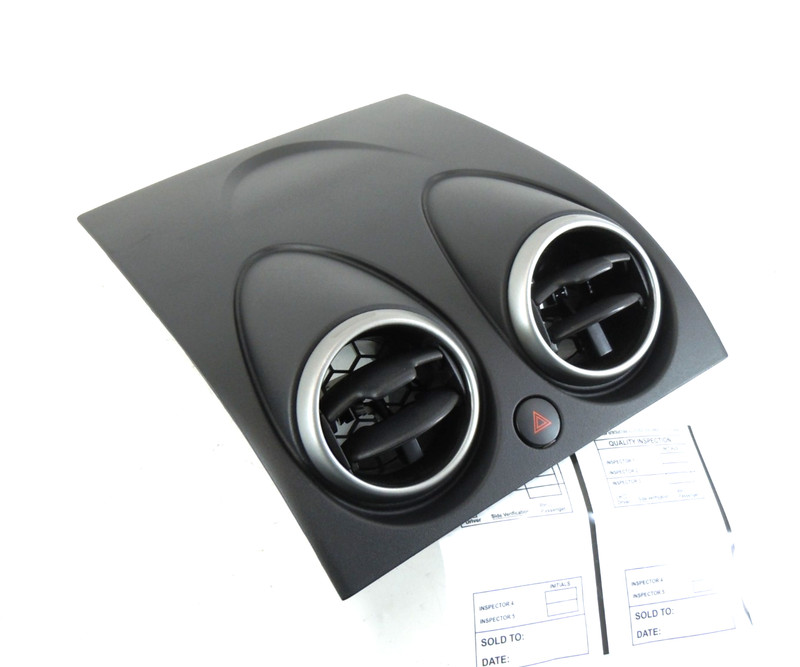 2008 08 Nissan Rogue Center Dashboard Dash Air Vent W/ Hazard Switch OEM
