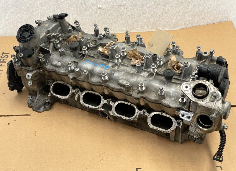 2014-2017 Mercedes S550 4.7L V8 Engine Motor Right Cylinder Head 1523 OEM