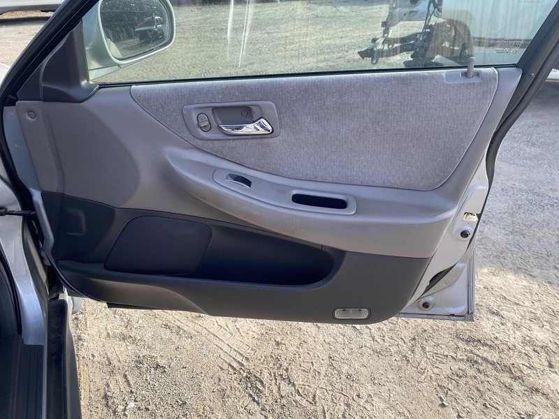 Front Door Trim Panel HONDA ACCORD Right 02 01 00 99 98