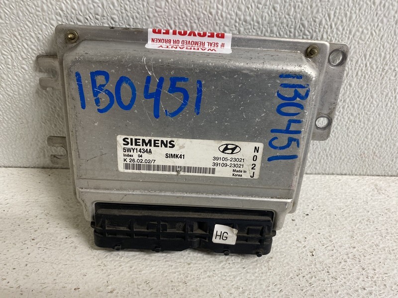 2002 Hyundai Elantra 39105 23021 Engine Computer Control Module Ecu Ecm Pcu Pcm