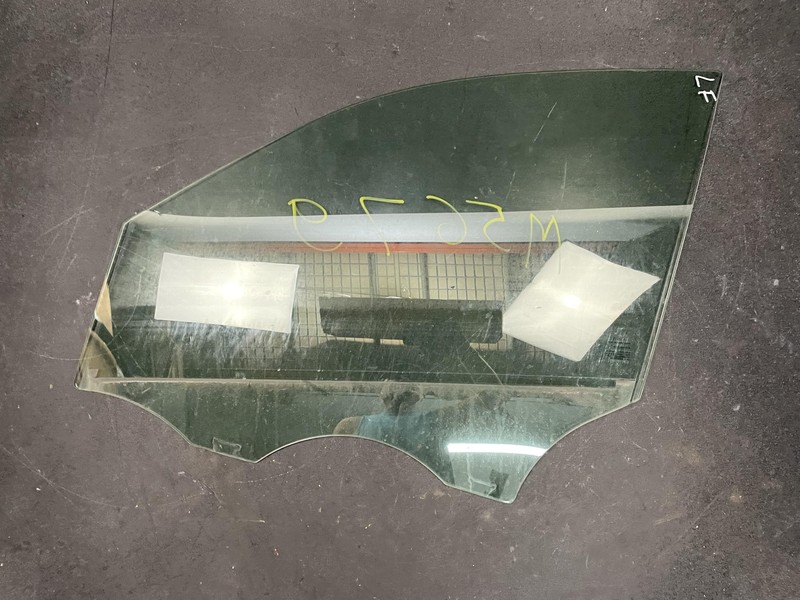 Front Left Door Window Glass 2018 Mercedes GLS 550 2017 2019