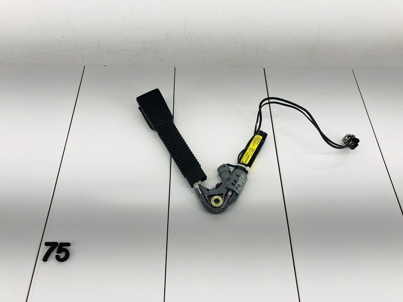 07-12 RANGE ROVER HSE FRONT RIGHT PASSENGER SIDE SEAT BELT TENSIONER BUCKLE OEM