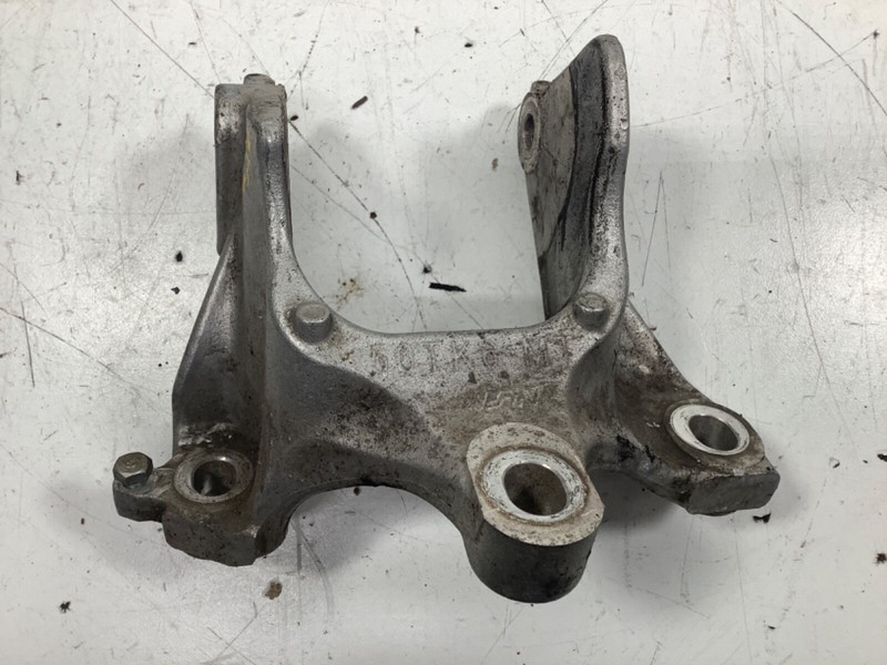 09-13 Honda Fit MT Top Transmission Mounting Bracket 50650-TK6-910 OEM