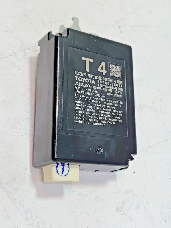2018-2024 TOYOTA CAMRY SE KEYLESS KEY ENTRY RECEIVER DOOR CONTROL MODULE OEM