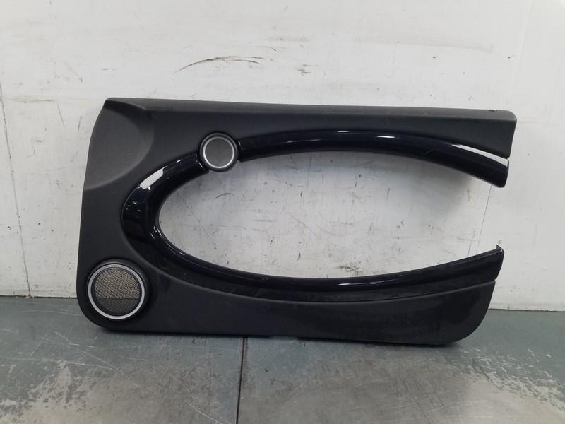 2009 Mini John Cooper Works Right Passenger Door Panel Trim #7162 VV5