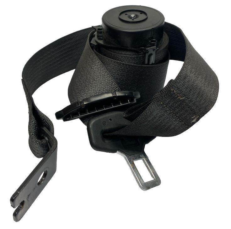 Chevrolet Traverse seat belt 18 21 rear right side retractor assy OEM 84676010