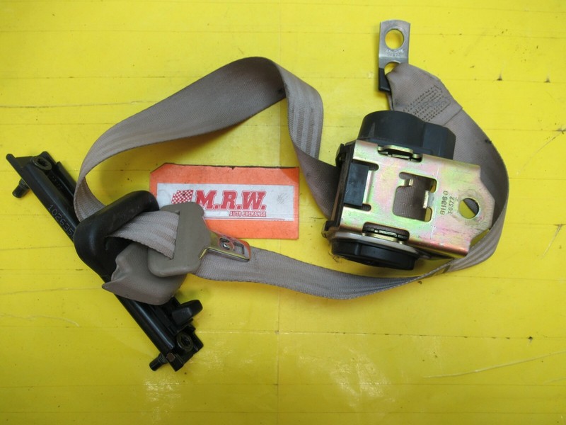 FRONT SHOULDER SEAT BELT HARNESS RIGHT PASSENGER SIDE RF for 95 96 REGAL SEDAN