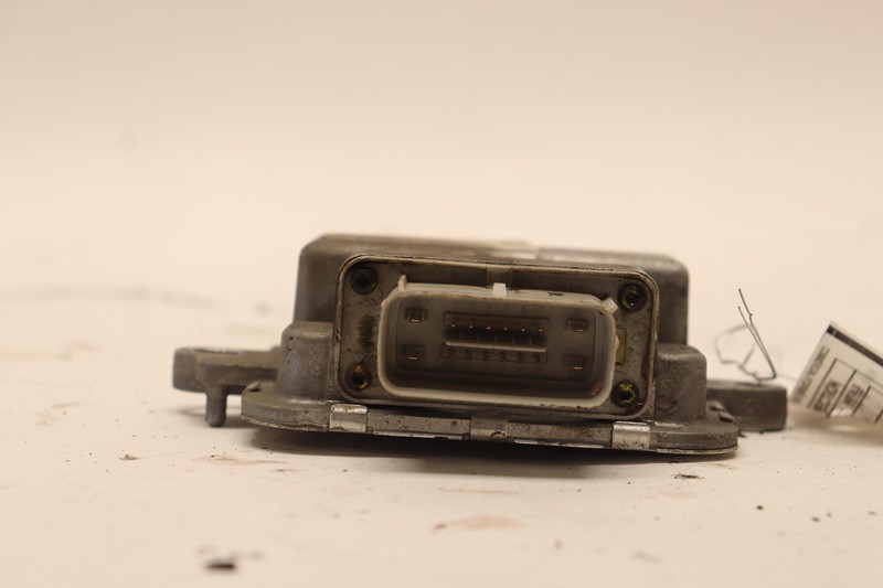 2017-2020 CADILLAC ESCALADE FUEL PUMP CONTROL UNIT COMPUTER MODULE OEM