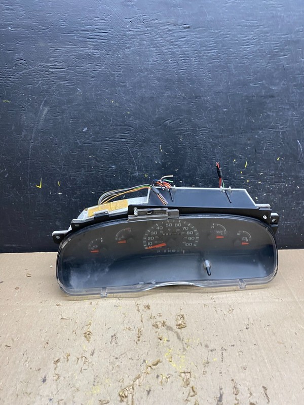 1997 to 2003 Ford E350 VAN Gauge Speedometer Cluster Oem u5540 DG