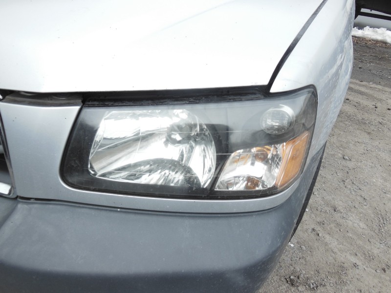 2003 2004 Subaru Forester Halogen Headlight Driver Left