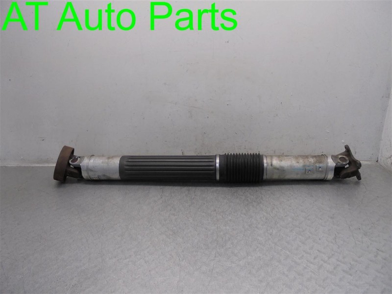 2006 JEEP GRAND CHEROKEE 4x2 2WD 5.7L REAR DRIVE SHAFT OEM 52853433AB