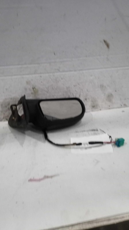 Used Left Door Mirror fits: 2005 Chevrolet Trailblazer Power w/o integral turn s