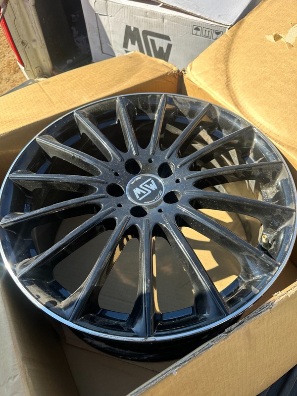 MSW OZ 18" INCH WHEELS - BLACK 15 SPOKE MACHINED LIP RIMS - 5 X 112 - USED