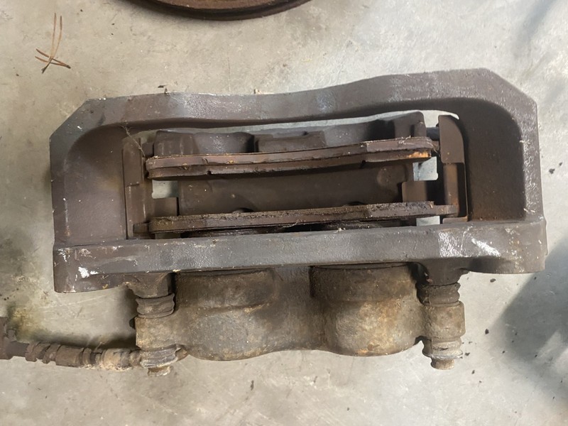 1999-2007 Ford Econline E250 E350 Right Front Caliper OEM