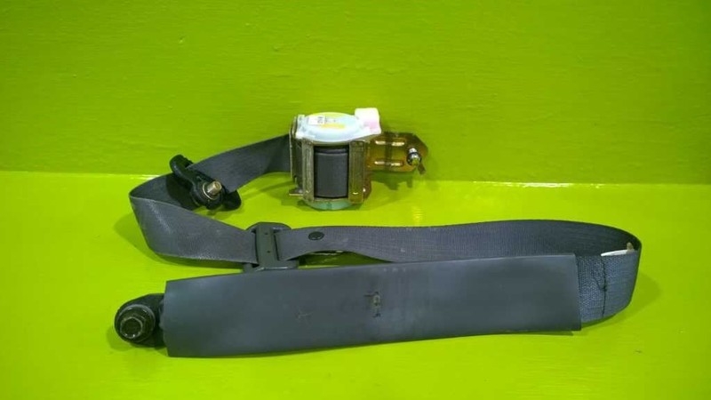 00 HONDA PASSPORT DRIVER LEFT FRONT SEAT BELT RETRACTOR OEM 2998-33