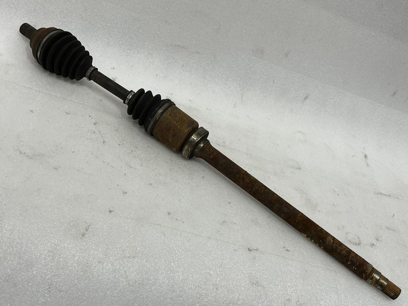 2010 2011 2012 2013 VOLVO C30 C70 RIGHT FRONT CV AXLE SHAFT AUTOMATIC 360005607