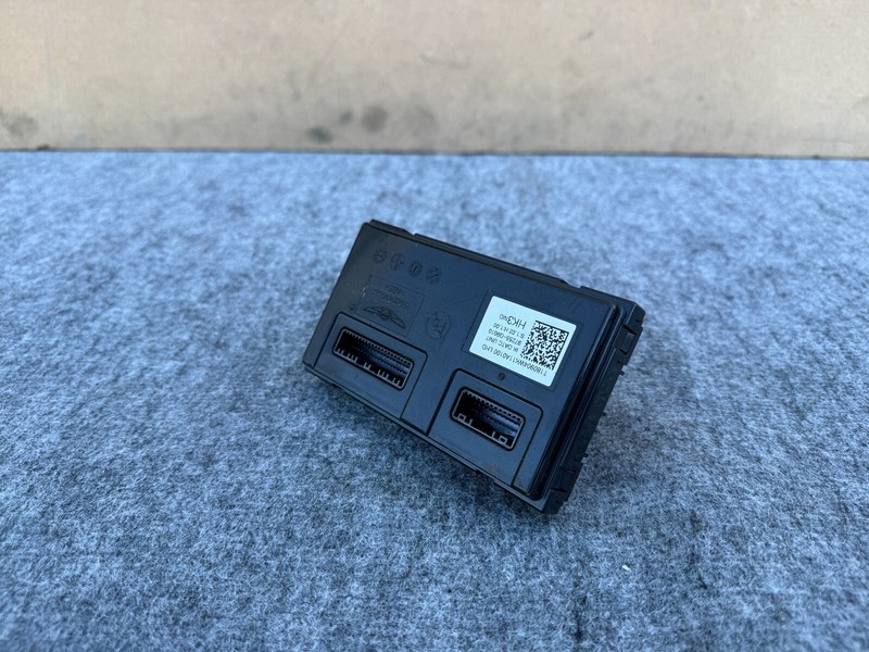 GENESIS G70 2019-2021 OEM TEMPERATURE AMPLIFIER AC CLIMATE CONTROL MODULE UNIT