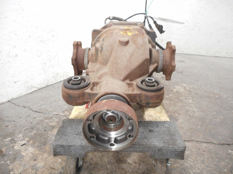 Infiniti QX50 Rear Differential Carrier 3.692 Ratio OEM 2014-2017