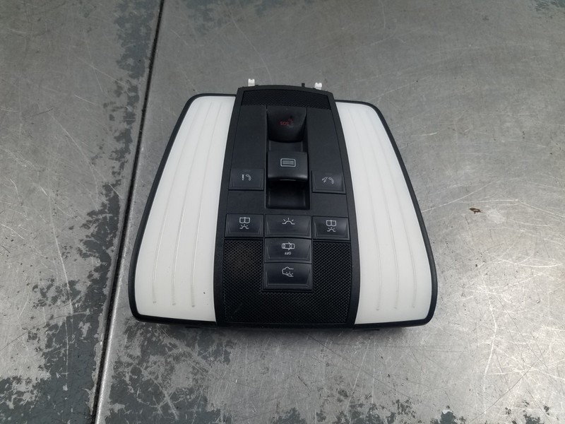 2012 Mercedes AMG CLS 63 Overhead Console / Dome Lights #8399 K4