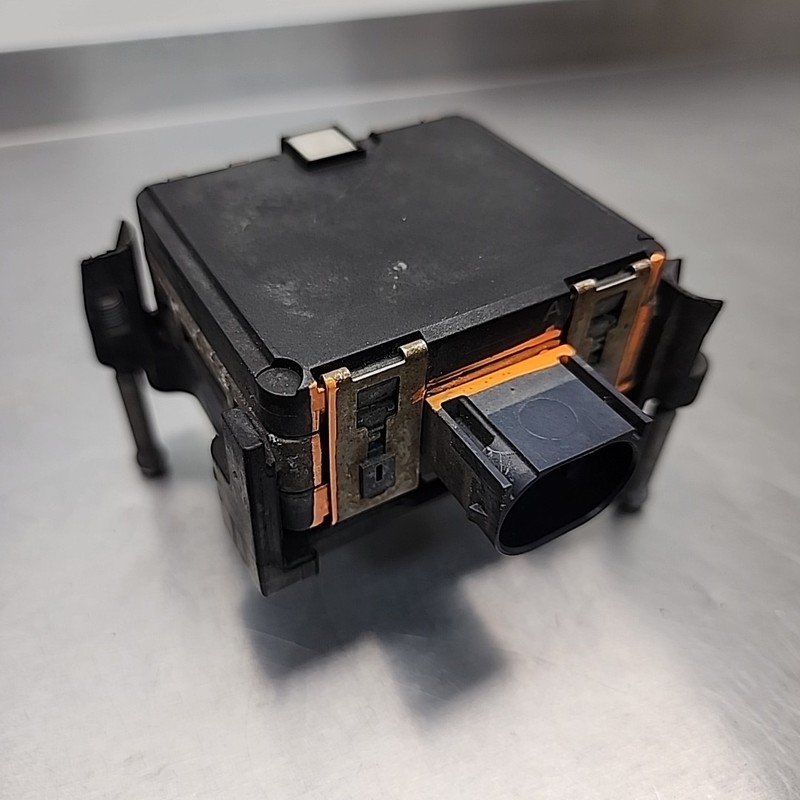 0203300708 ADAPTIVE CRUISE RADAR SENSOR MODULE 0505323240 OEM Alfa Romeo Sedan