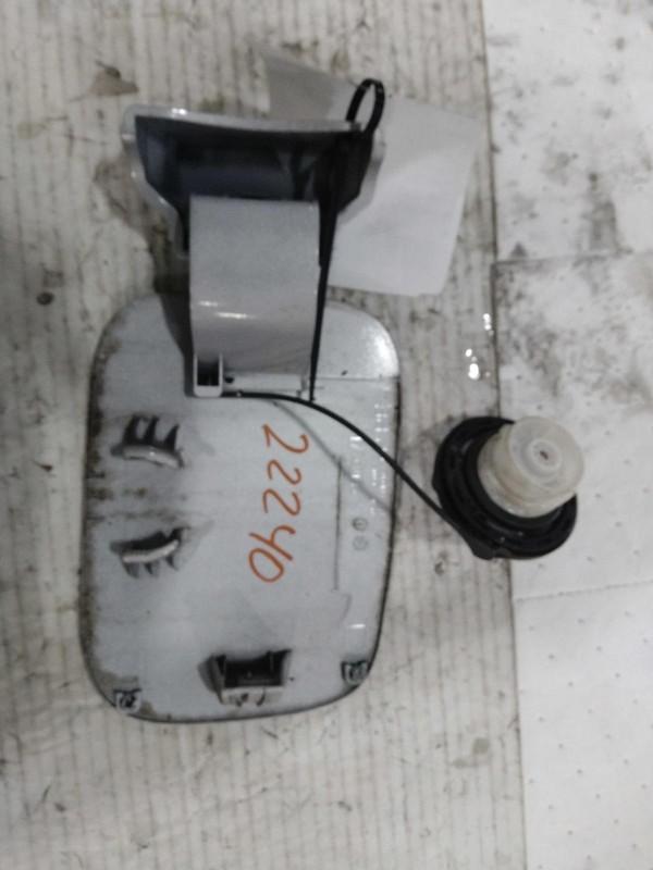 2020 KIA Sedona Fuel Filler Door Silver Used OEM 3854777 116K Miles