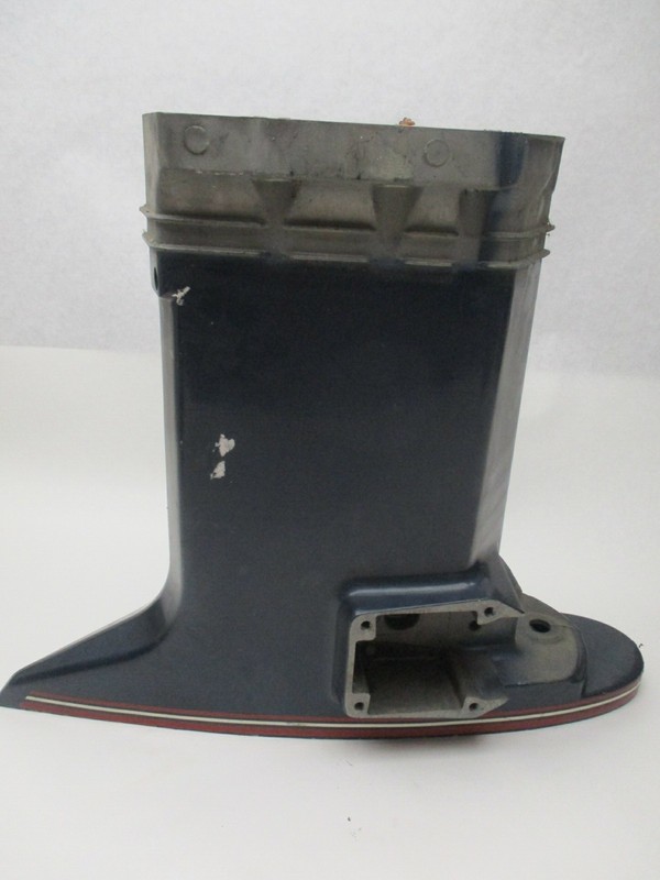 0332744 Evinrude Johnson Midsection 20" Drive Shaft Exhaust Housing 88-175 Hp