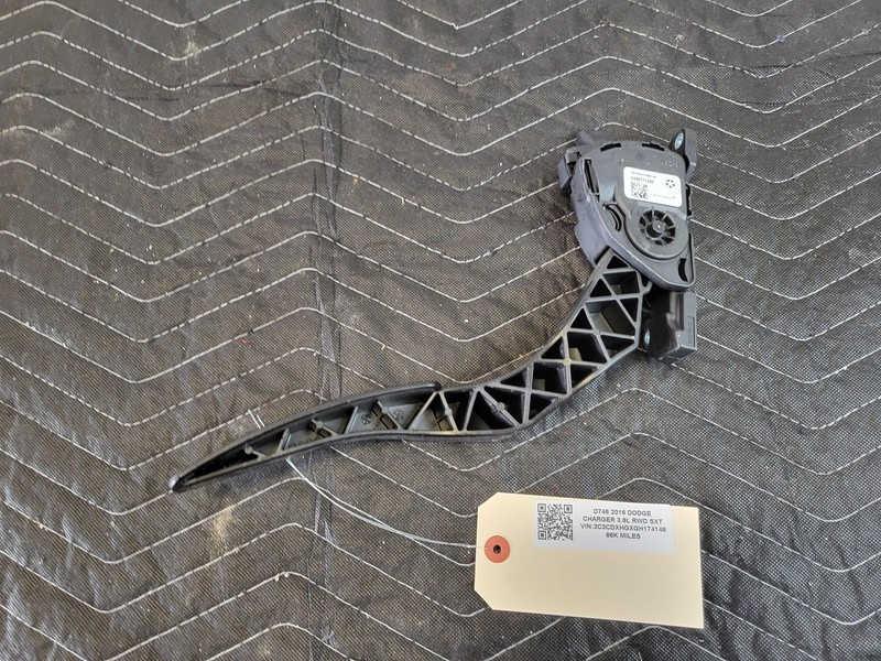 Used Oem Dodge Gas Accelerator Pedal for 2011-2021 Charger 3.6L RWD