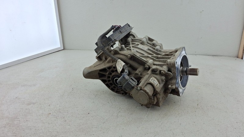 2018-2024 Buick Enclave OEM AWD Rear Differential Axle Carrier 84881925