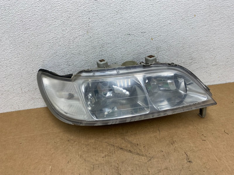 1997 to 1999 Acura CL Right Passenger Side Headlights AD3671 DG