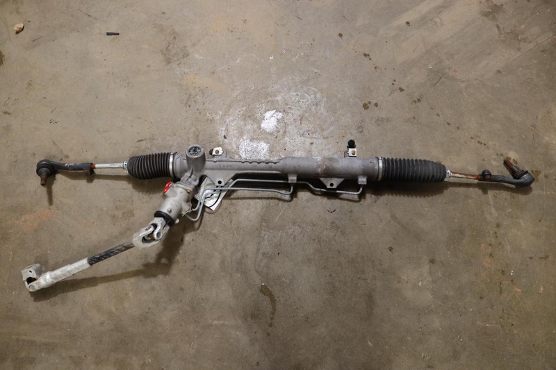 2006 BMW 330I SEDAN E92 POWER STEERING GEAR RACK AND PINION OEM