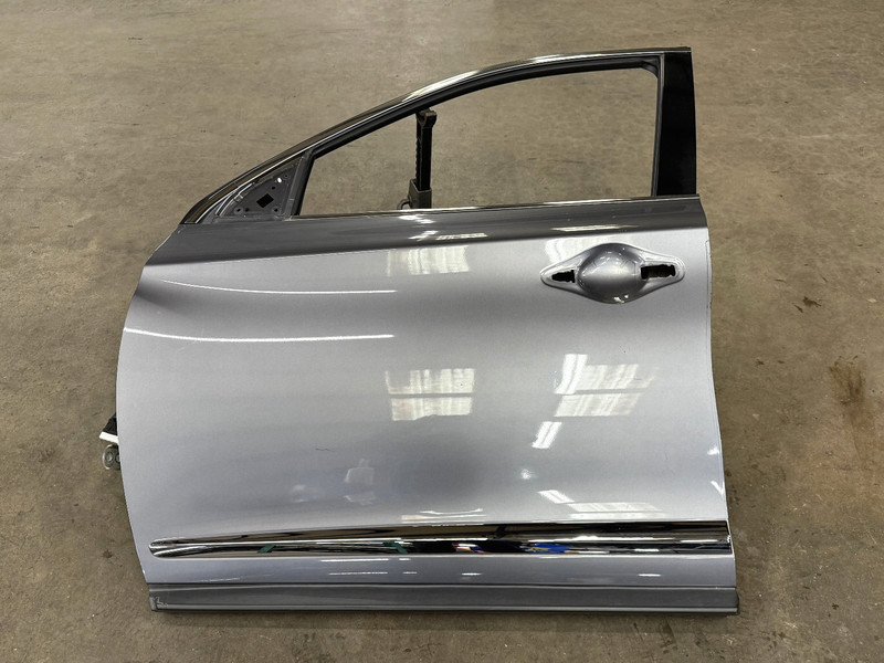 ⭐2016-2020 INFINITI QX60 FRONT LEFT SIDE DOOR PANEL COVER SHELL OEM LOT2709