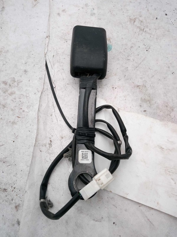 2022 Nissan Frontier OEM Grey Seat Belt Driver Buckle 113K Miles