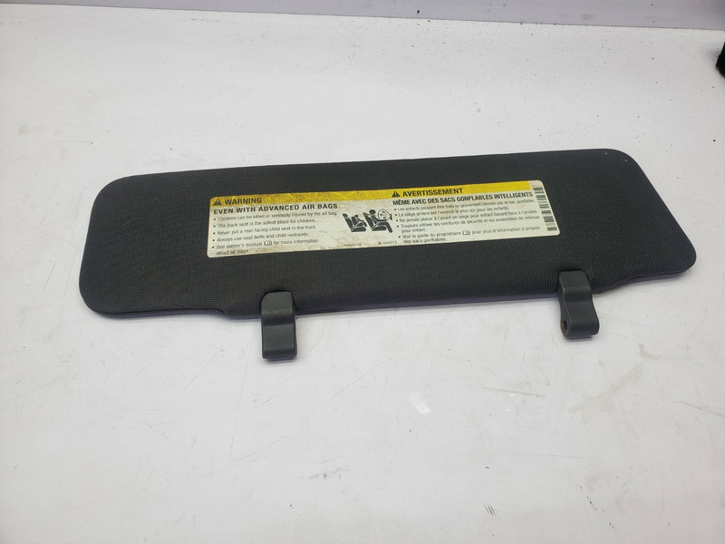 Passenger Right Sun Visor Convertible Fits 16-23 CAMARO 1619210