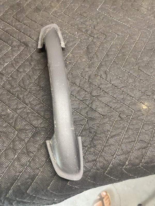 2017 FORD FOCUS RIGHT LIFTGATE HANDLE COVER OEM