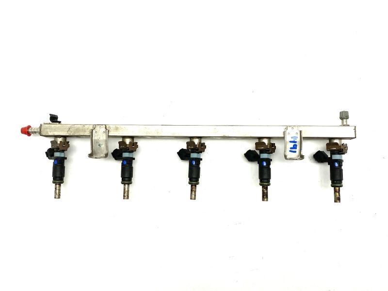 Fuel Rail With Injectors 2.5L Fits 2006-2010 Volkswagen Beetle 81340