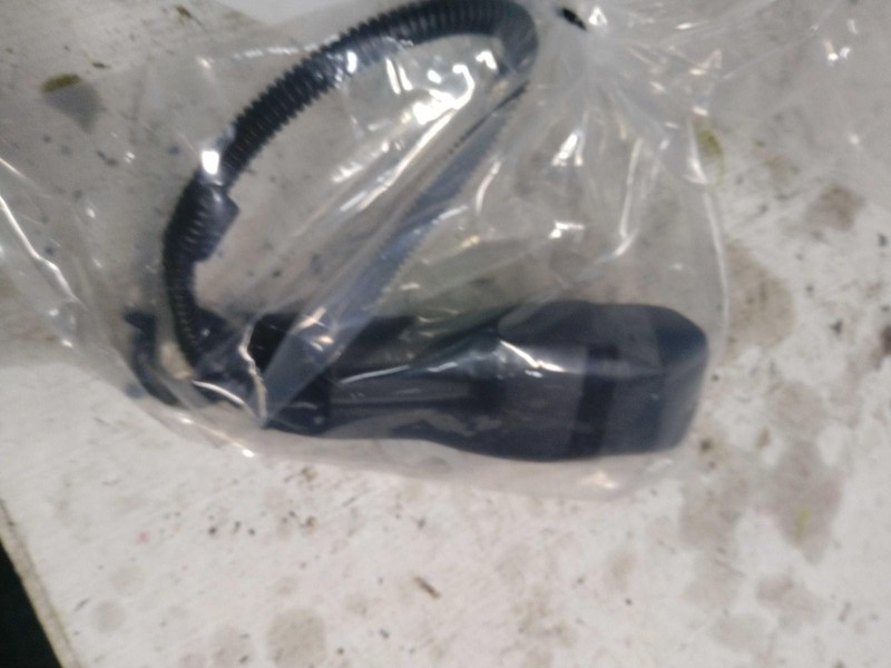 2017 Toyota Prius OEM Used Seat Belt Front Right 7323047480C0 136K Miles