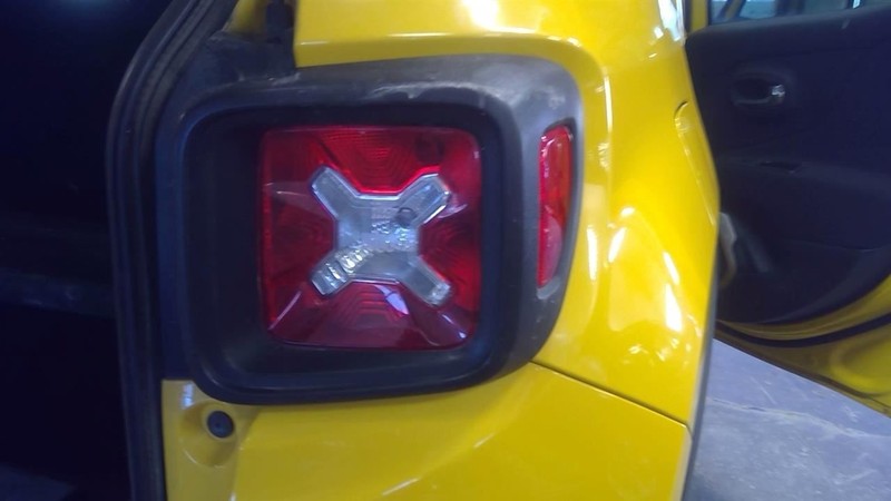 Passenger Right Tail Light Incandescent Fits 15-23 RENEGADE 3441820