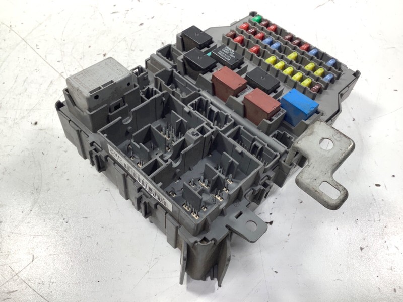 05-07 Honda Odyssey Interior Cabin Fuse Box 38200-SHJ-A21 OEM