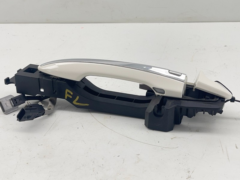 18–20 INFINITI Q50L FRONT LEFT SIDE DOOR EXTERIOR OUTER OPEN HANDLE OEM