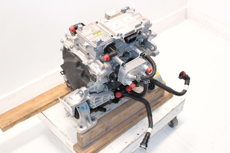 24-24 Kia EV9 Front Drive Motor Engine Assembly 365001XCA0
